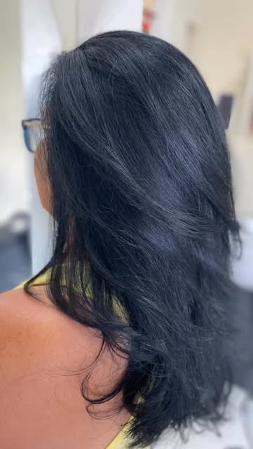 Cabelo escuro antes da finalização